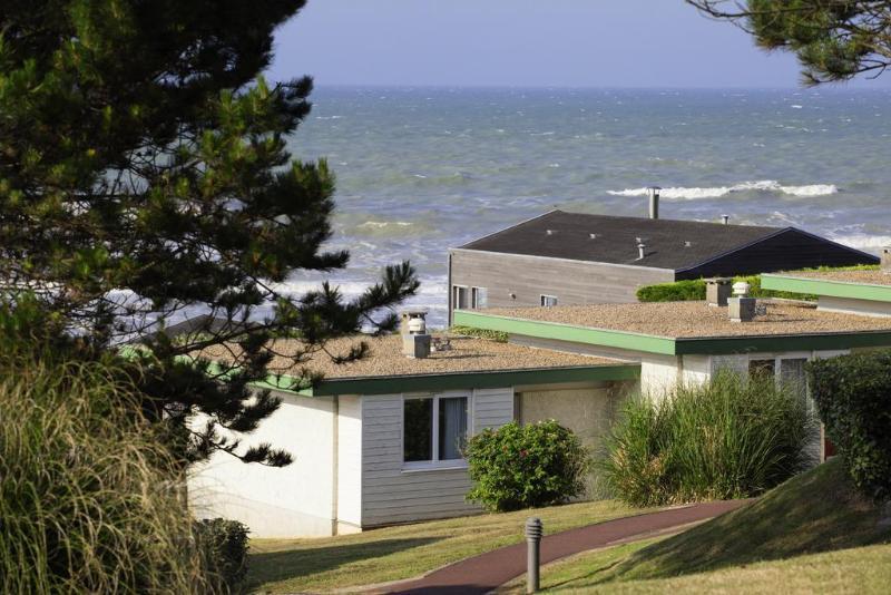 Belambra Clubs Colleville-Sur-Mer - Omaha Beach Bagian luar foto