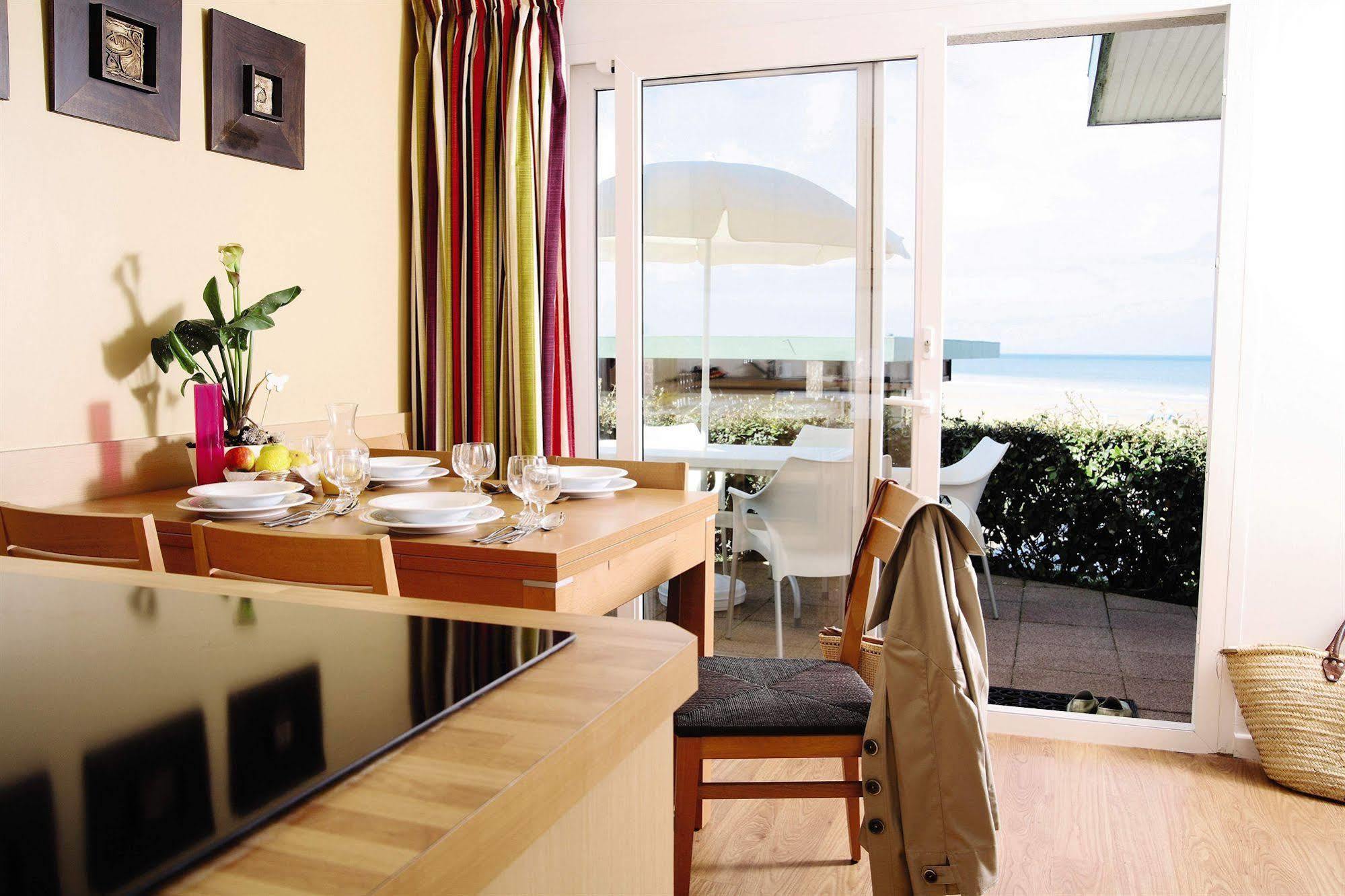 Belambra Clubs Colleville-Sur-Mer - Omaha Beach Bagian luar foto