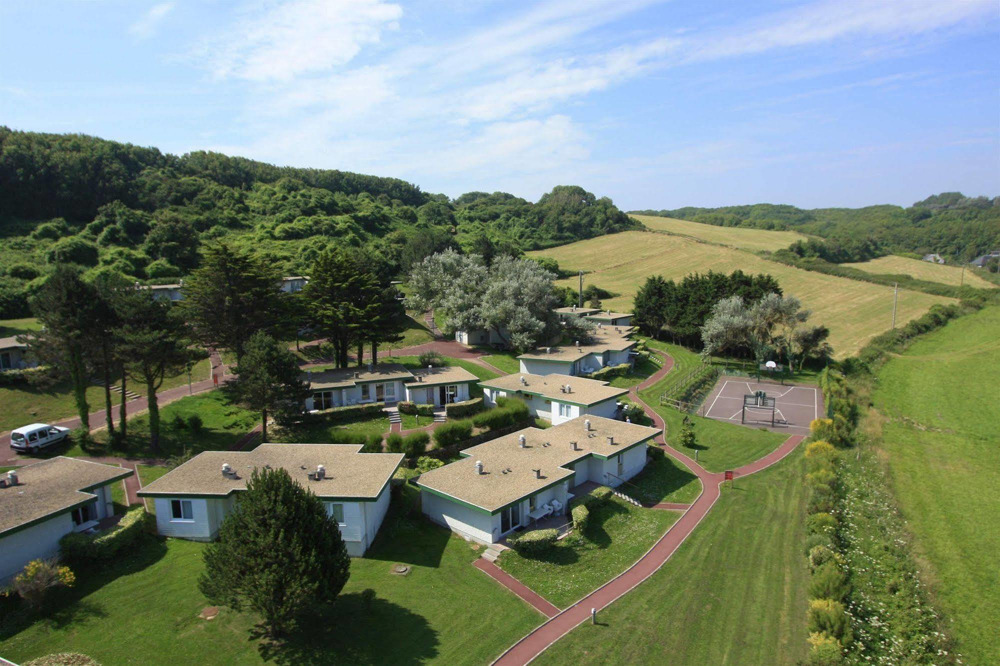 Belambra Clubs Colleville-Sur-Mer - Omaha Beach Bagian luar foto
